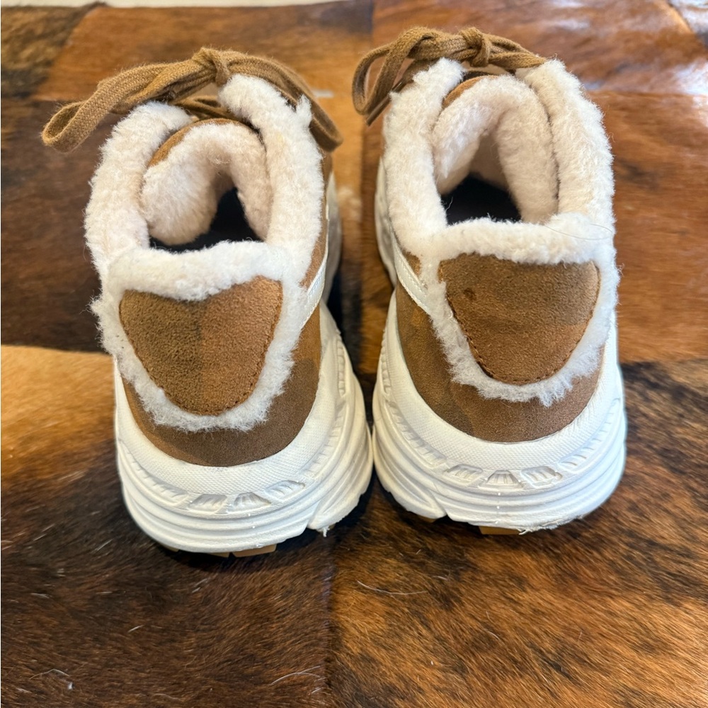 Extremely Rare Ugg x Bape Chestnut Shearling Sneaker - Picture 6 of 10